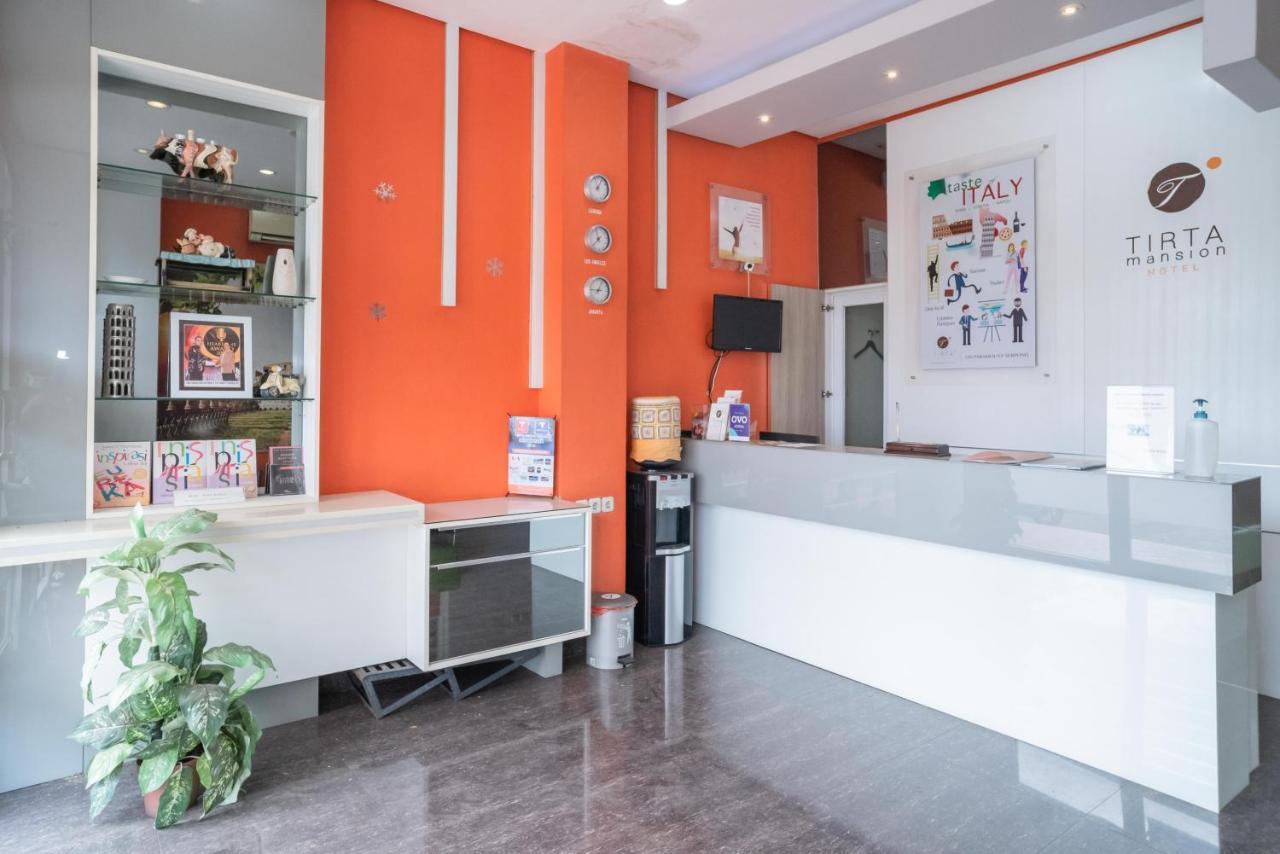 Reddoorz At Tirta Mansion Paramount Gading Cicayur Dış mekan fotoğraf